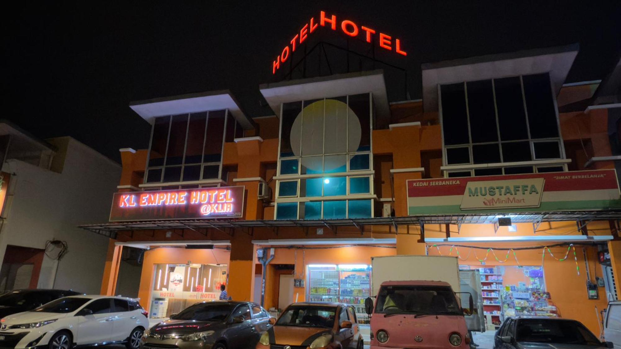 Kl Empire Hotel Klia, Formerly Known As Adiff Palace Klia Sepang Exterior photo